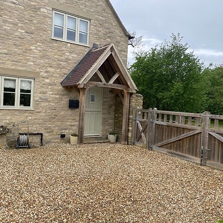 Bed and Breakfast Field End House Strawberry Lane Meysey Hampton Cirencester Exteriér fotografie